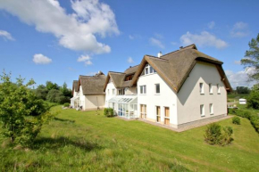 strandnah mit Balkon, gratis Nutzung vom AHOI Erlebnisbad und Sauna in Sellin - Strandhaus Mönchgut FeWo16, Middelhagen